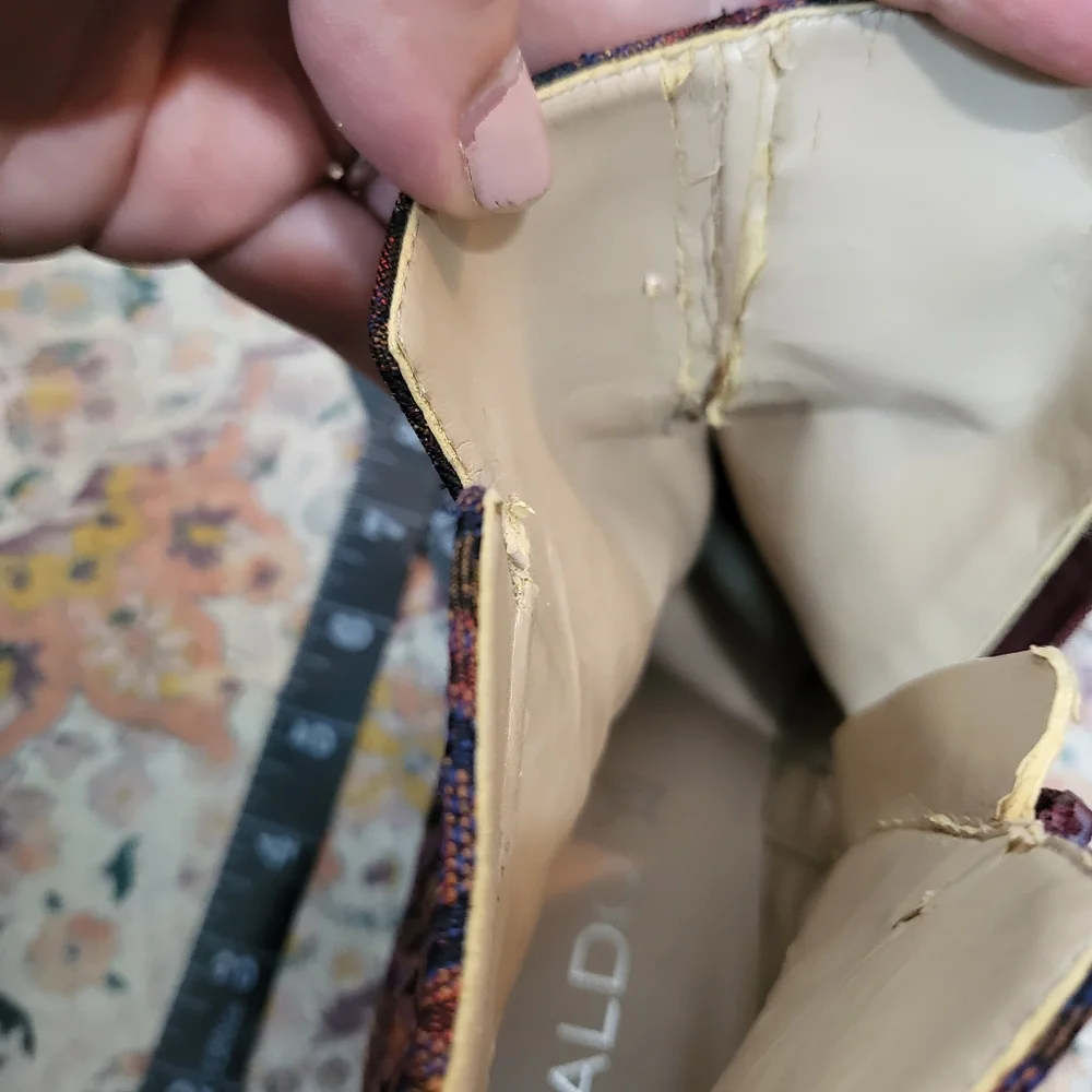 ALDO Size 7 Sully Floral Retro 70s Style Ankle Boots Tapestry Fabric Booties